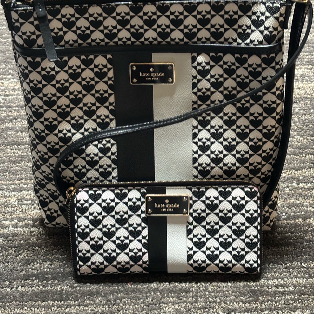 EUC Kate Spade purse and wallet set